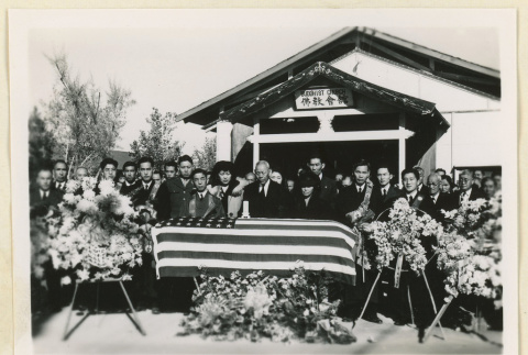 Funeral for Tsujimoto (ddr-densho-37-1897)
