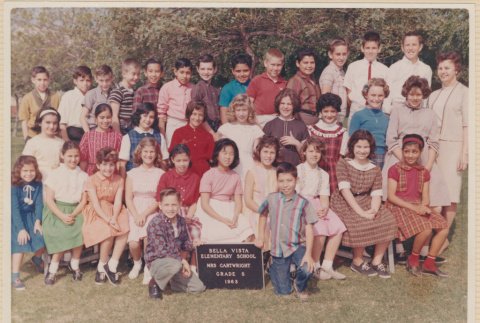 Class photo (ddr-densho-522-626)