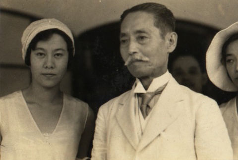 Yukio Ozaki with his daughters (ddr-njpa-4-1227)