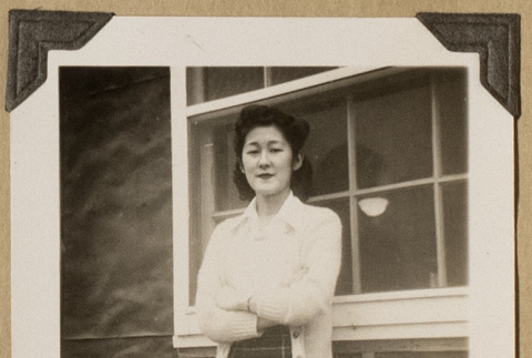 Grace Kagawa at Rohwer (ddr-densho-542-433)