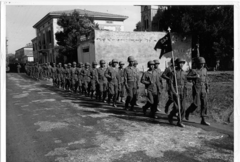 Nisei soldiers marching (ddr-densho-114-182)