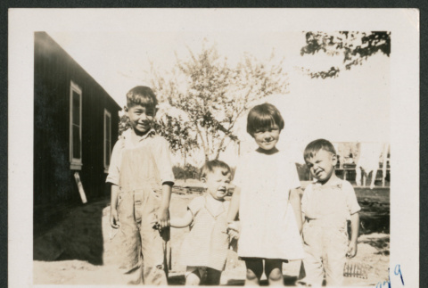 4 kids outside (ddr-densho-378-626)
