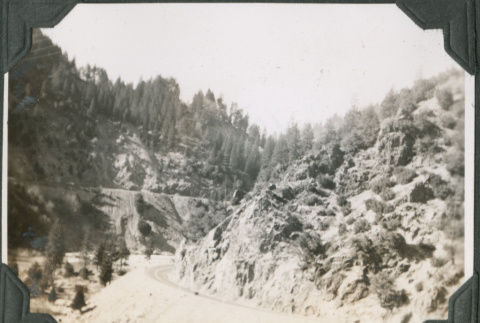 Road through canyon (ddr-ajah-2-308)