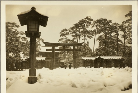 Photo of a torii gate in the snow (ddr-njpa-13-1243)