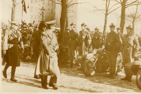 Adolf Hitler inspecting an automotive squad (ddr-njpa-1-670)