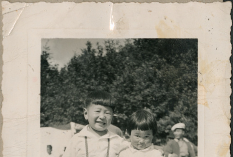 Boy and girl (ddr-densho-523-121)