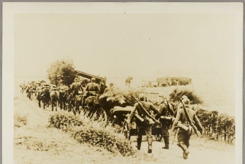 Soldiers with horses and wagons (ddr-njpa-13-1676)