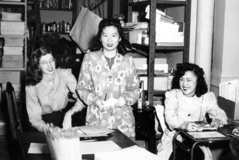 Office workers (ddr-densho-2-41)