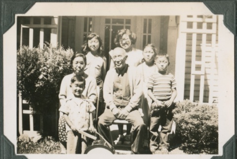 Grandparents with grandchildren (ddr-densho-321-958)