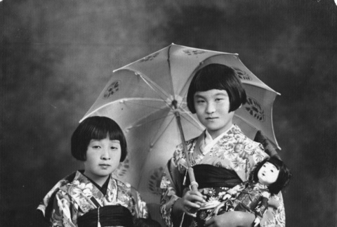 Two girls in kimonos (ddr-ajah-6-361)