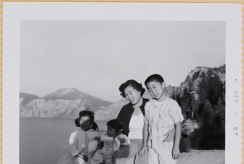 Yoshiko, William, Susan and Leslie Shiomi at Crater Lake (ddr-densho-522-414)
