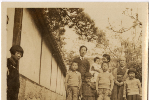 Photo of family group (ddr-densho-426-18)