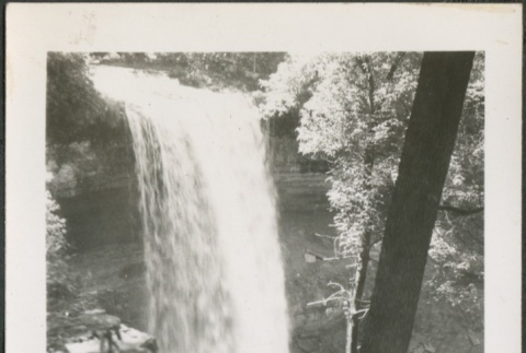 Minnehaha Falls (ddr-densho-298-167)