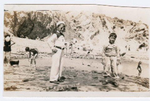 Photograph (ddr-densho-480-104-mezzanine-4bcfeb62db)