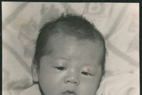 Portrait of baby (ddr-densho-522-691)