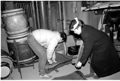 Kenny and Chizuko loading van (ddr-densho-1007-1216)