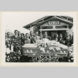 Mourners at Shintaro Tukashima's funeral (ddr-densho-37-1551)