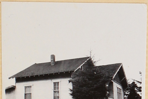 House and yard (ddr-densho-522-4)