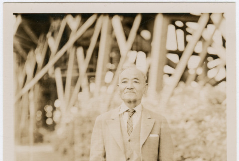 Portrait of a Japanese American man (ddr-densho-26-249)