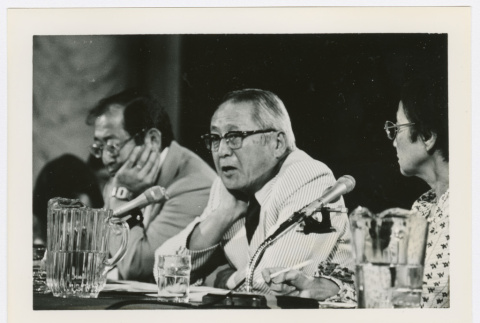 Commission on Wartime Relocation and Internment of Civilians hearings (ddr-densho-346-172)