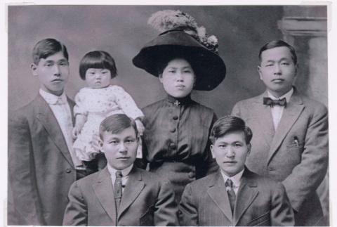 Portrait of Isoshima Family (ddr-densho-477-11)