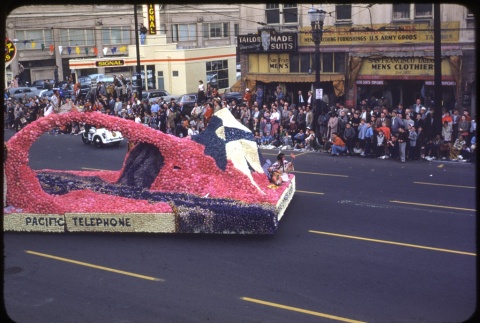 Portland Rose Festival Parade- float 22 
