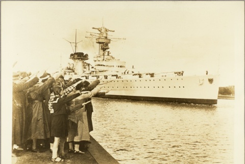 Civilians saluting as the cruiser Deutschland passes by (ddr-njpa-13-920)