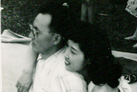 Japanese American couple (ddr-densho-513-3)