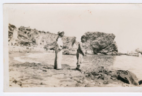 Photograph (ddr-densho-480-105-mezzanine-acdd84602d)