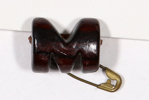 Carved pin (ddr-densho-475-163-mezzanine-d79d5132ee)