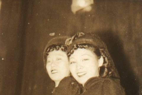 Fumiko Kawabata and Suzuko Kaneko (ddr-njpa-4-583)