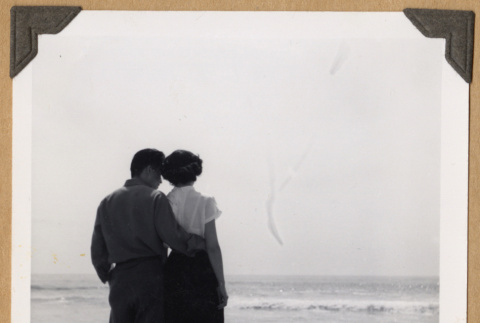 The Kikawas by the seaside (ddr-densho-542-344)