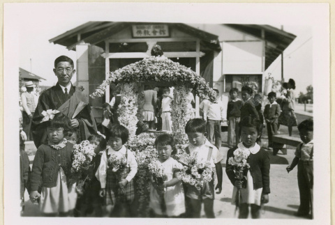 Hana Matsuri celebration at Gila River (ddr-densho-37-1105)