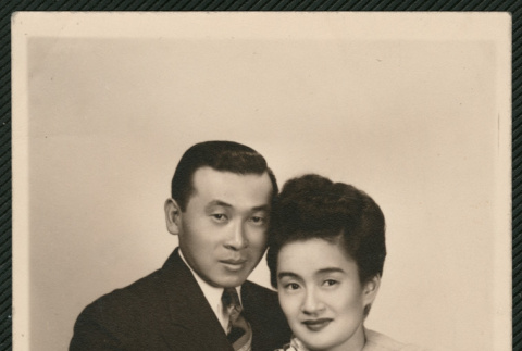 Portrait of couple (ddr-densho-522-685)