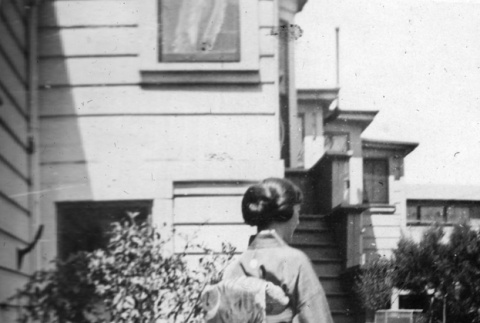 Woman in kimono, seen from back (ddr-ajah-6-268)
