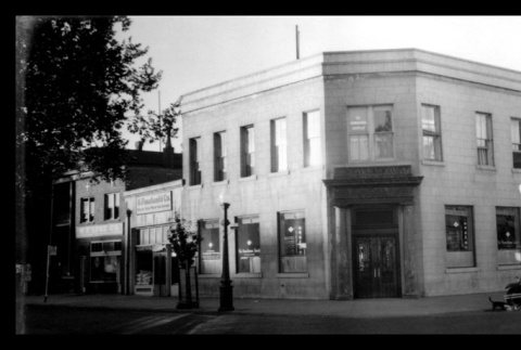 Sumitomo Bank at 4th and L Streets, Sacramento, California (ddr-csujad-55-1593)