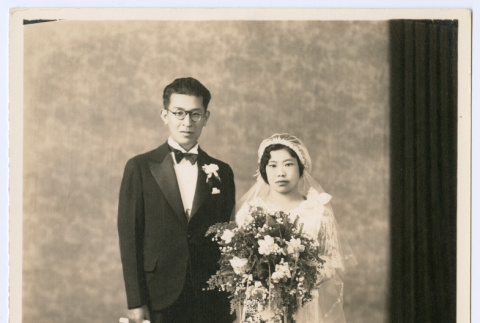 Bride and groom (ddr-densho-433-622)