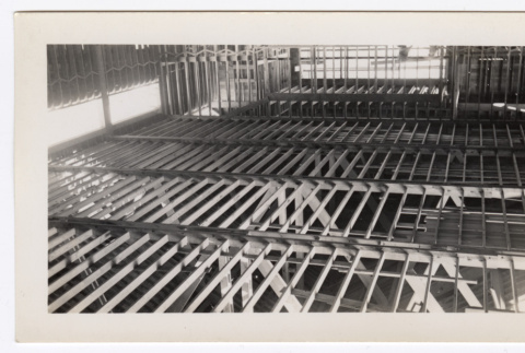 Framing at the temple construction site (ddr-sbbt-4-128)