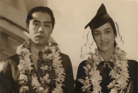 Yeichi and Lisan Kay Nimura wearing leis (ddr-njpa-4-1402)