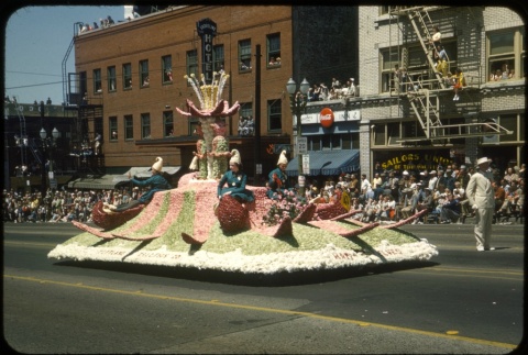 Portland Rose Festival Parade- Float 43 