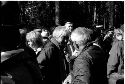 Outdoor gathering (ddr-densho-1007-1299)