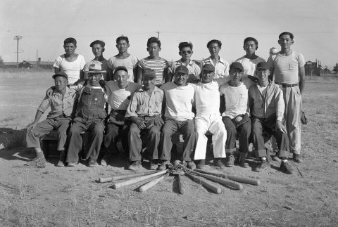 Baseball team in Minidoka (ddr-fom-1-609)