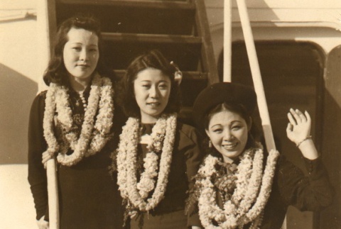 Fumiko Kawabata and two young women on board Tatsuta Maru (ddr-njpa-4-588)