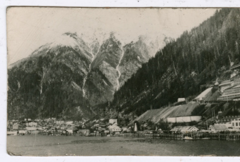 Juneau cityscape (ddr-densho-540-139)