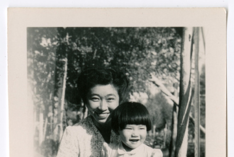 Woman and child (ddr-densho-475-359)