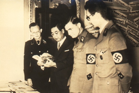 Kimitomo Mushakoji at the German Foreign Office with Nazi officers (ddr-njpa-4-1121)