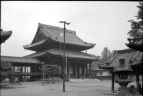 Courtyard and buildings (ddr-densho-426-2336)