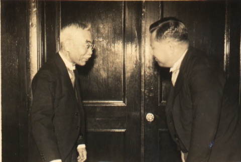 Two men greeting each other (ddr-njpa-4-162)