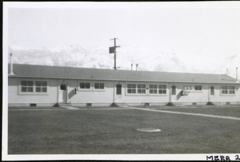 Manzanar, administrative offices, staff housing (ddr-densho-343-37)