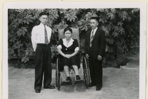 Mr. and Mrs. Nakada with their son (ddr-densho-37-1704)